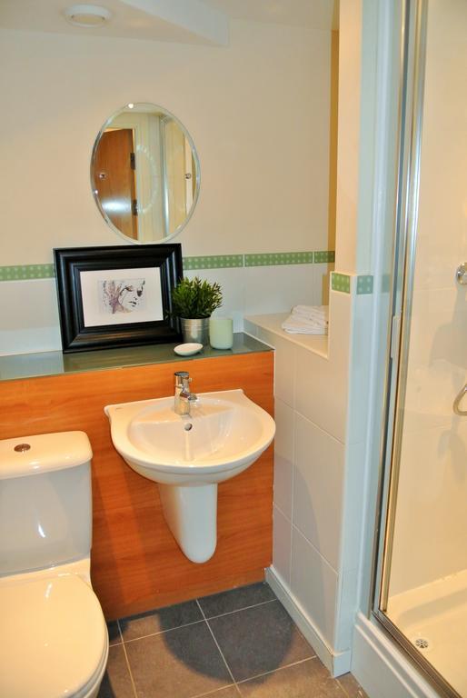 Oyo Approved Serviced Apartments Steam Mill Chester Exteriör bild