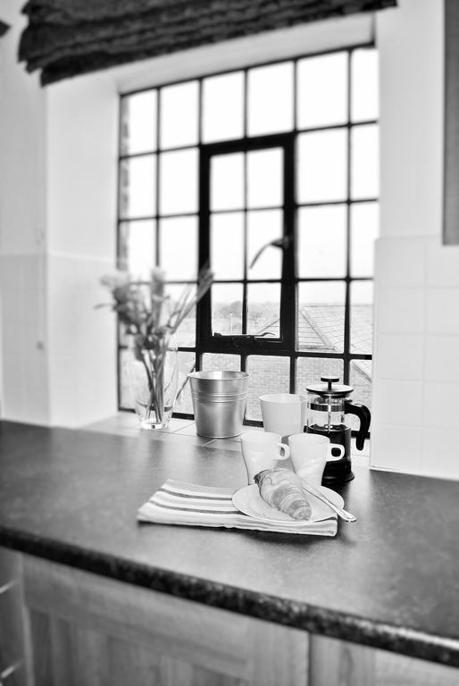 Oyo Approved Serviced Apartments Steam Mill Chester Exteriör bild