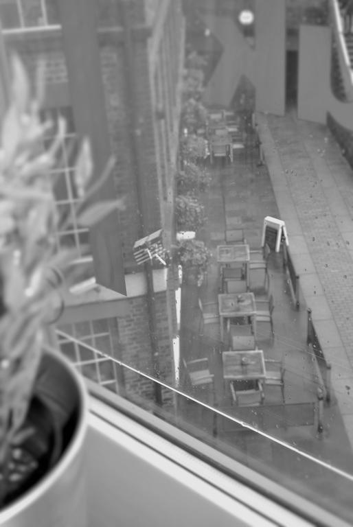 Oyo Approved Serviced Apartments Steam Mill Chester Exteriör bild