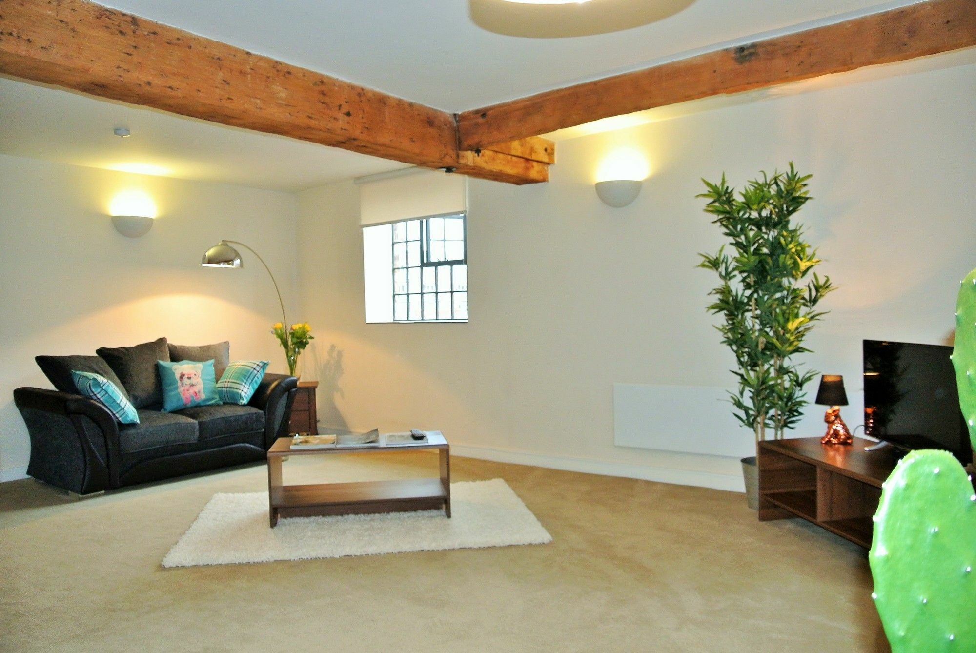 Oyo Approved Serviced Apartments Steam Mill Chester Exteriör bild